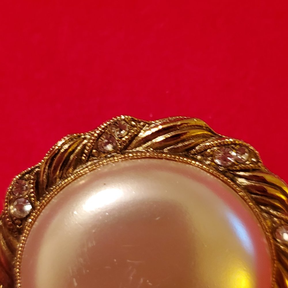 1928 Pearl Cabochon Brooch - Picture 4 of 5